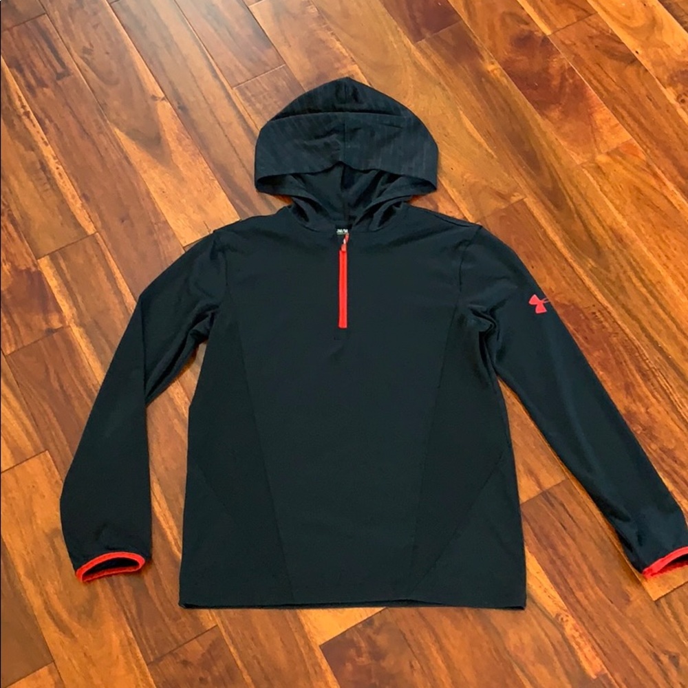 Under Armour hooded 1/2 zip